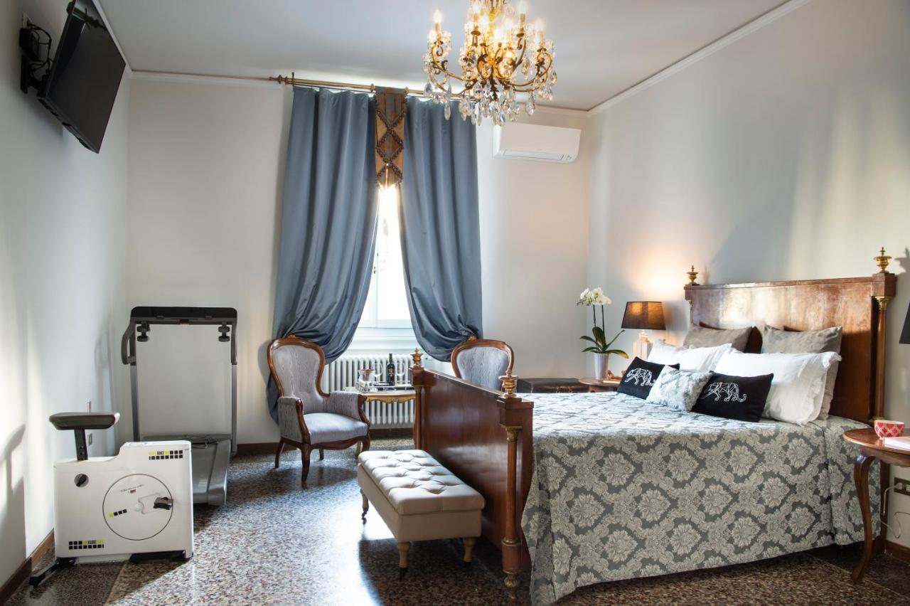 Contemporary Suites Florence Luaran gambar