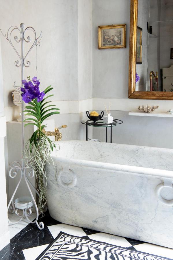 Contemporary Suites Florence Luaran gambar
